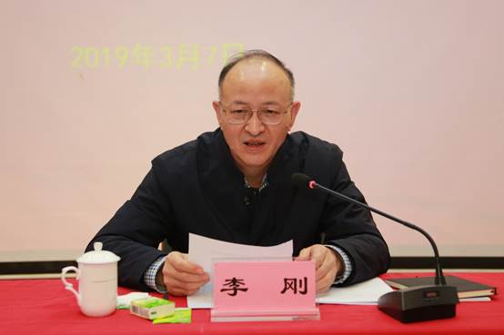 http://www.hamc.edu.cn/__local/3/2C/BE/EF0E10E7635CC72756321B1F4CD_A71EF738_4099.jpg