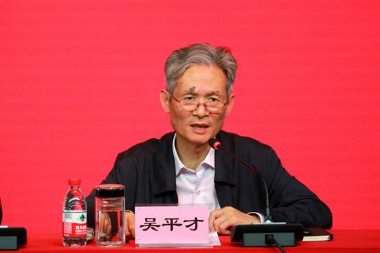 说明: E41A9194