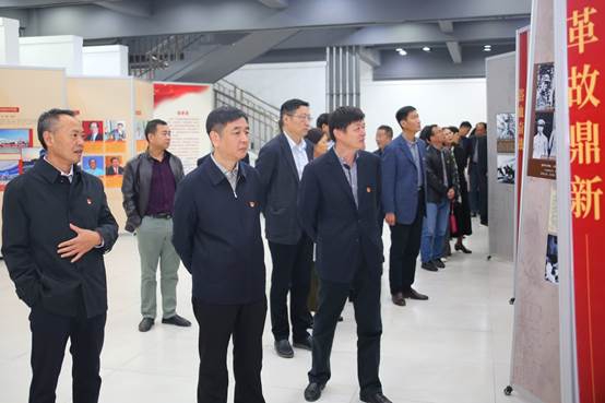 说明: http://www.hamc.edu.cn/__local/6/90/9E/1F86E156E72BB486FBD4427DEB2_21C9E010_74E2.jpg