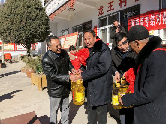 说明: https://www.hamc.edu.cn/__local/7/8B/D6/8B61768ED172B4B74B8726BA25D_CE8A89AD_E09AB.png