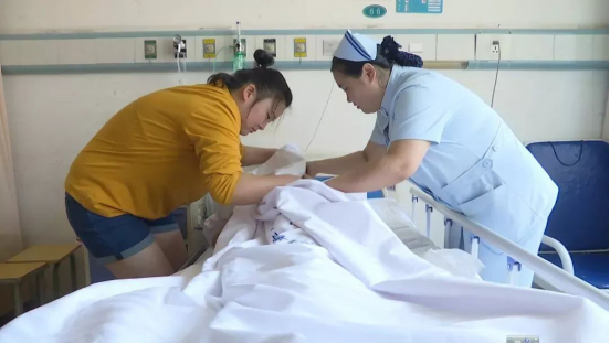 说明: https://www.hamc.edu.cn/__local/8/4A/15/F32070BE51F4F5C772AD90658FC_1FA97FD4_A88F5.png