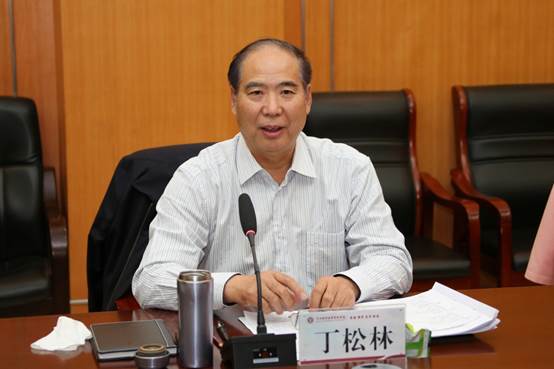 说明: http://www.hamc.edu.cn/__local/8/52/A7/D9BBF13105E14E4C1F6303EA4FA_03A84080_60FF.jpg
