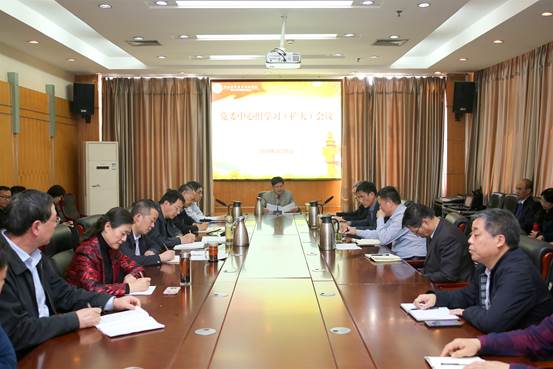 http://www.hamc.edu.cn/__local/A/F9/50/2F382F2D2D1065550DBC79C8ECA_23CECBC8_8A4E.jpg