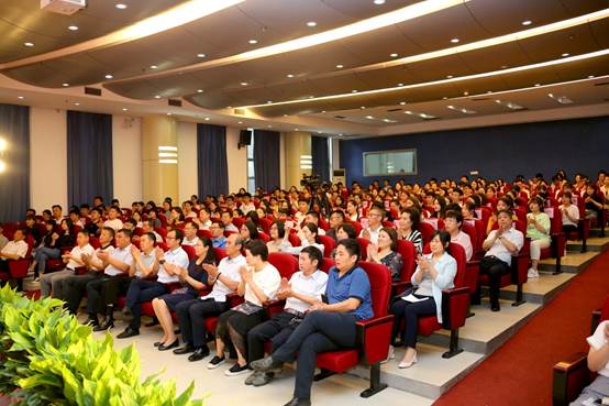说明: http://www.hamc.edu.cn/__local/D/7A/E3/FD0AD0EB7CE0108CA7370251F13_2FDA1866_ABEF.jpg
