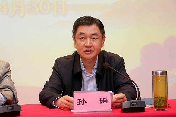 说明: http://www.hamc.edu.cn/__local/E/C1/AD/8F7700C9465E7D0029B7C65AC88_FEC6107B_51CC.jpg