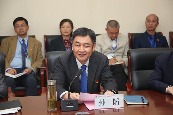 说明: http://www.hamc.edu.cn/__local/E/FE/A2/84D83C237A2D6E68CE71B43CEC6_A7BFAC93_67AE.jpg