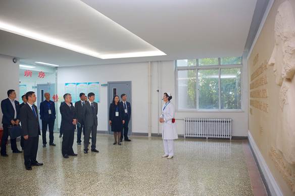 说明: http://www.hamc.edu.cn/__local/F/42/9F/3D15888DC18D6F5296F894DDCD8_1AF8B31B_735C.jpg