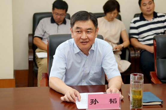 说明: http://www.hamc.edu.cn/__local/F/EB/B3/6A45A22718F65388E60608FCA07_F243B63B_6402.jpg